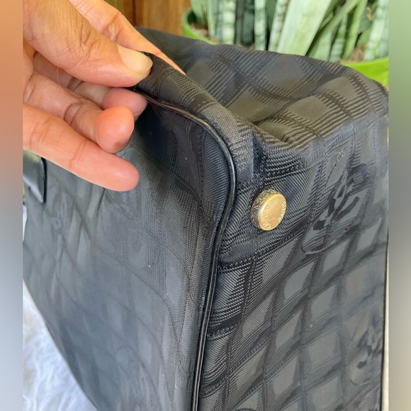 🔥🔥Chanel Travel Ligne Tote Bag with UNBRANDED BAG INSERT - Picture 6 of 15